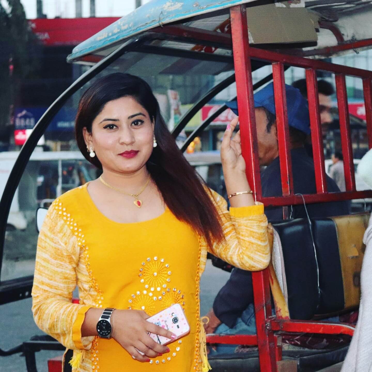 आशु श्रेष्ठ