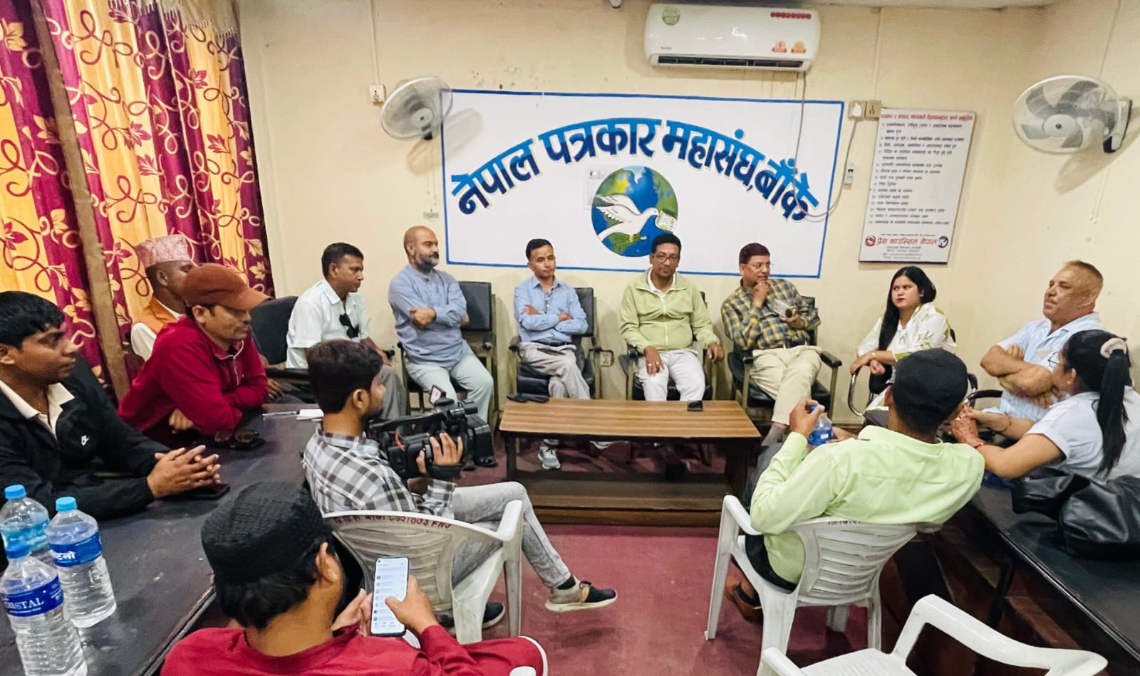 'सरकार प्रेस स्वतन्त्रताप्रति अनुदार बन्ने दिशामा अघि बढेको आशंका'